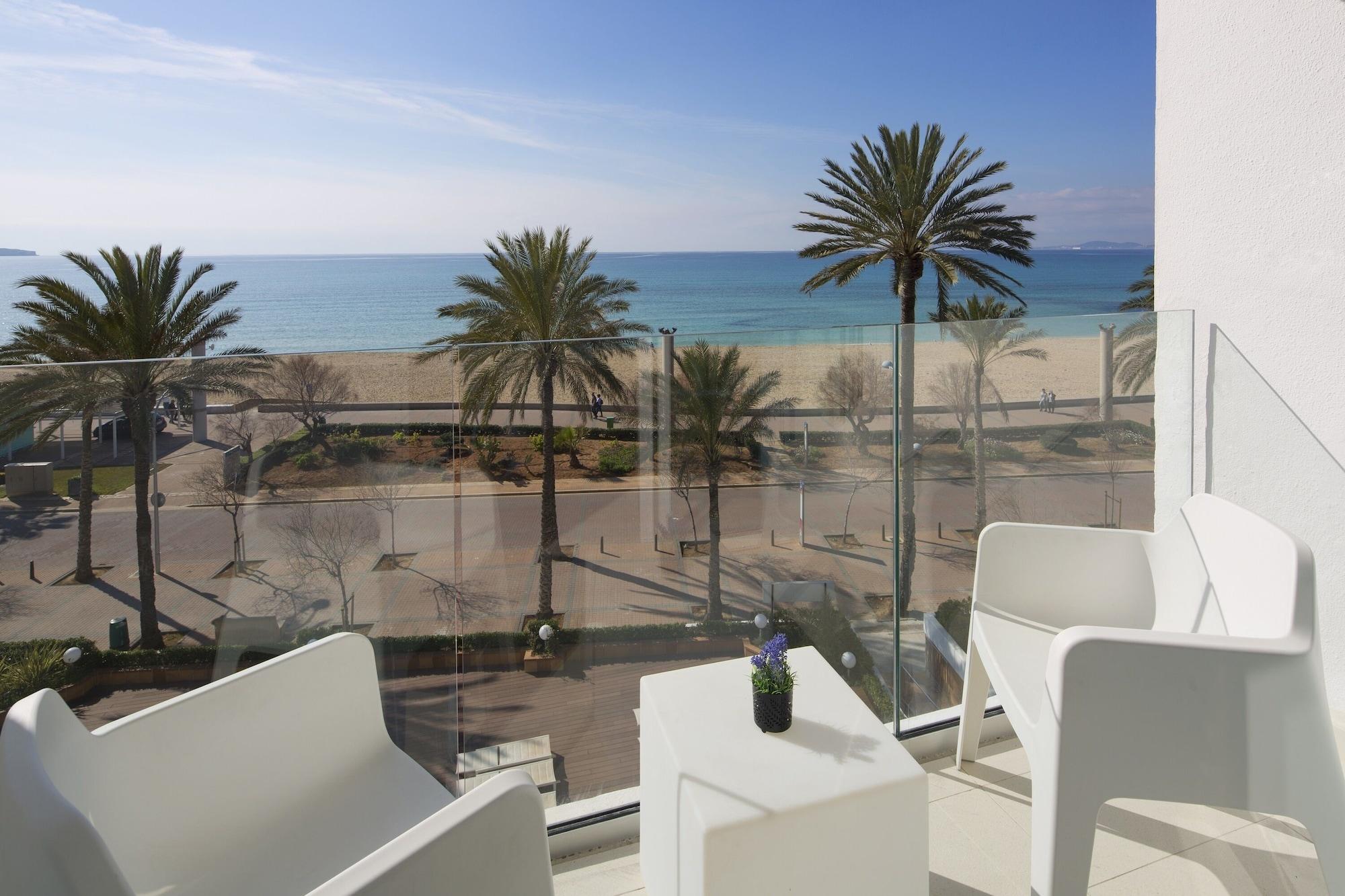 Hm Tropical Hotel 4*