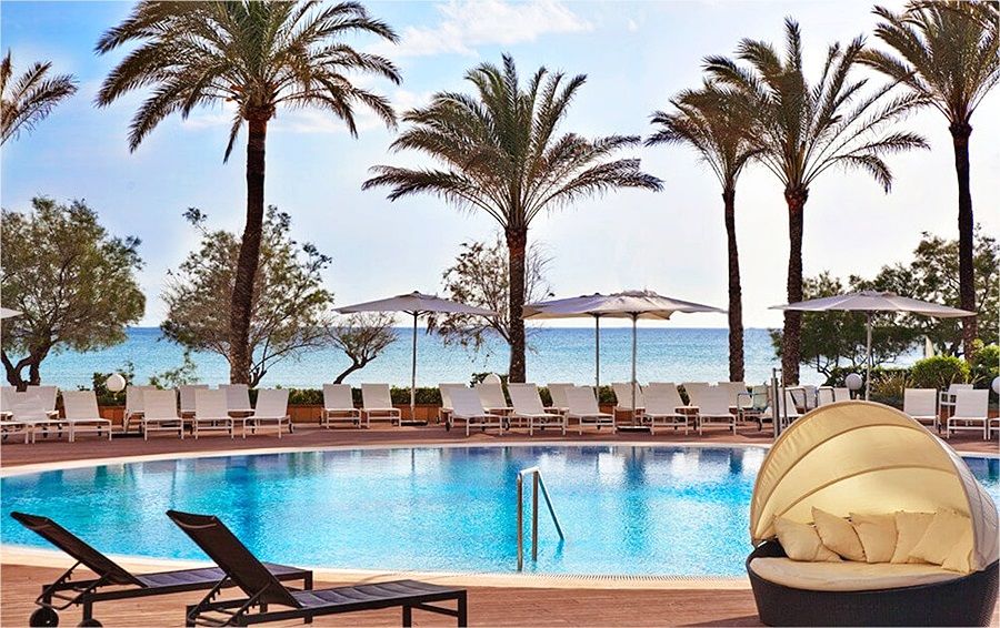 Hm Tropical Hotel
