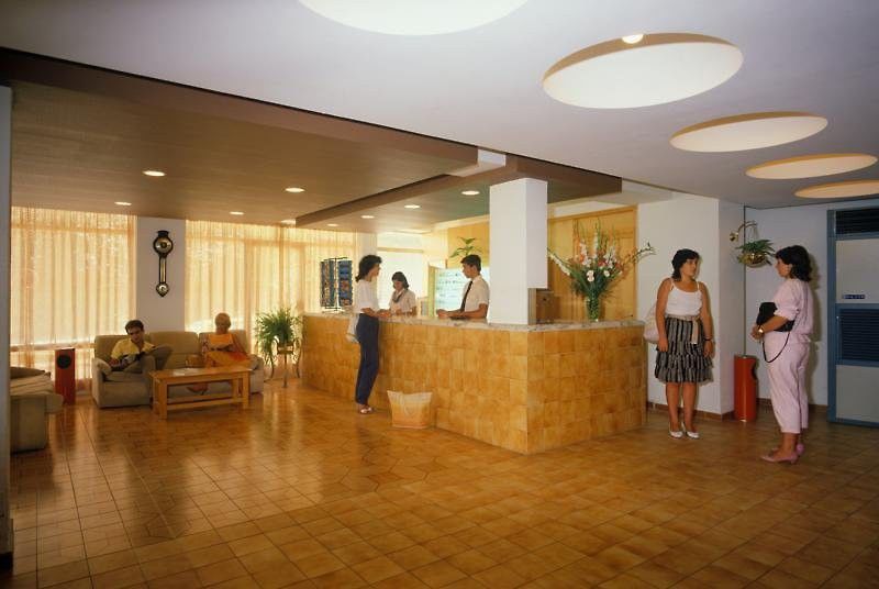Hm Tropical Hotel 4*