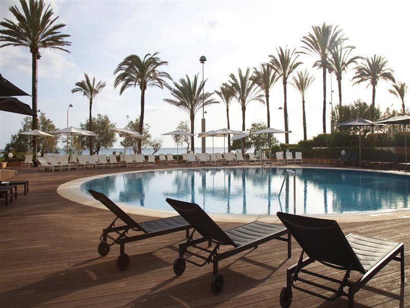 Hm Tropical Hotel