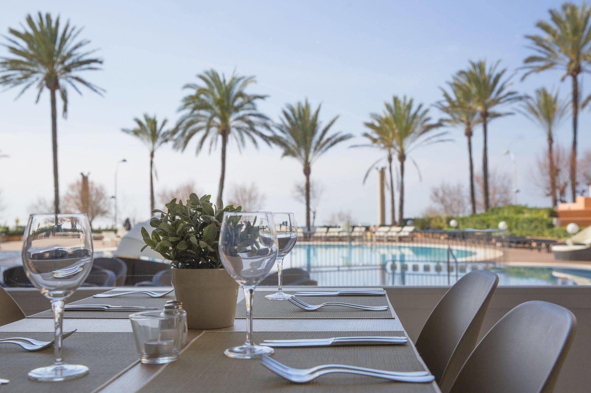 Hm Tropical Hotel 4*